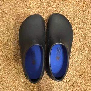 Shoes for Crews - Radium - Unisex (Slip Resistant, Size: W6/M4